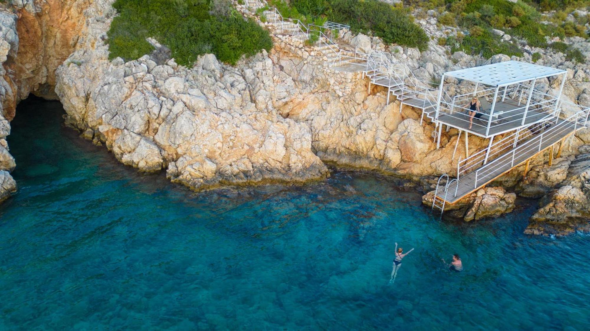 Beachfront White Villa With Private Swimming Pool Kalkan Eksteriør billede