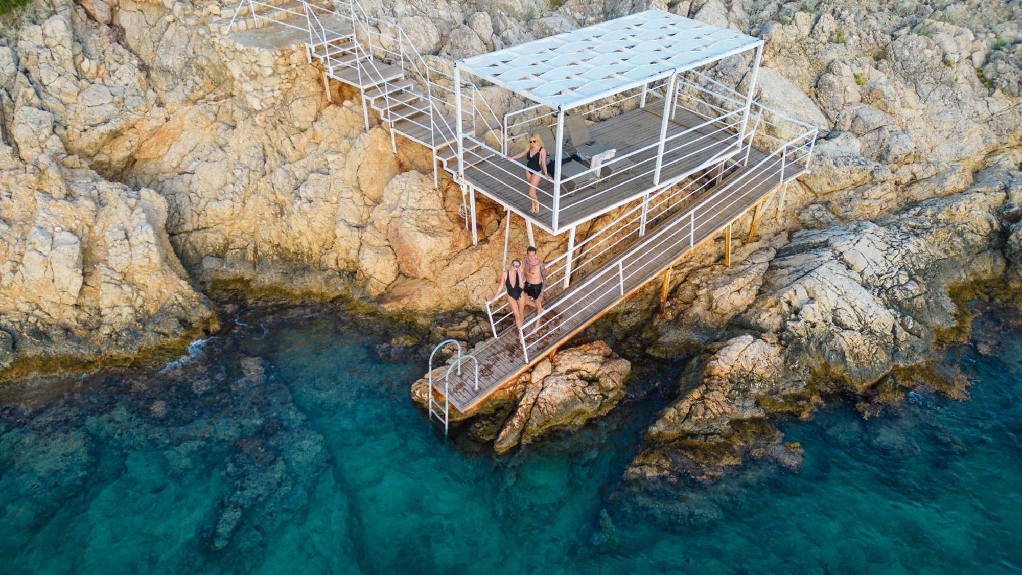 Beachfront White Villa With Private Swimming Pool Kalkan Eksteriør billede